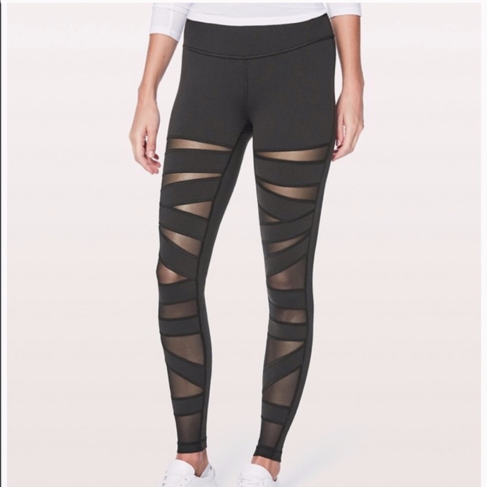 Lululemon cross cross mesh leggings- size 4